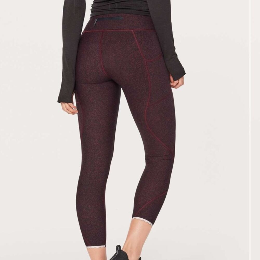 Lululemon Tight Stuff Tight II in Granulite Garnet Black size 2